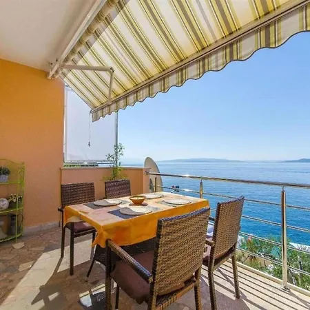 公寓 Nives 特罗吉尔