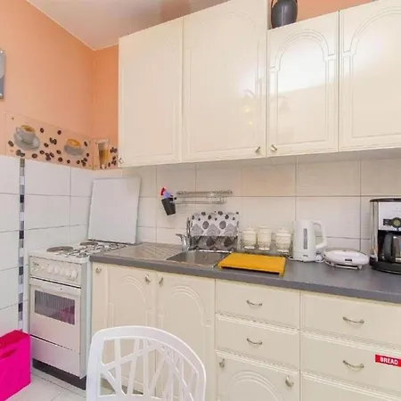 Nives דירה טרוגיר